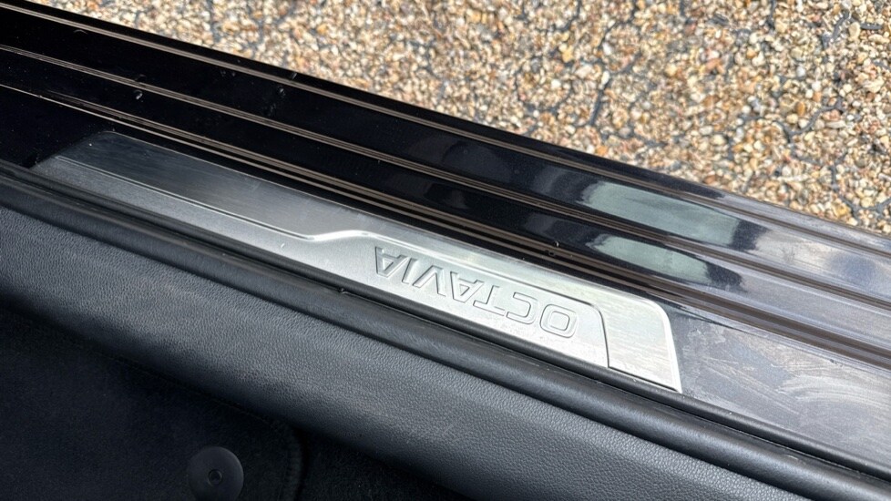 Used Skoda Octavia 2021 for sale - 76870414: Photo 35