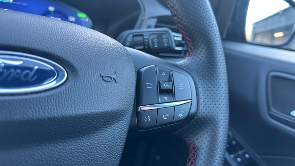 Used Ford Kuga 2024 for sale - 76872435: Photo 21