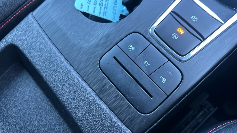 Used Ford Kuga 2024 for sale - 76872435: Photo 37