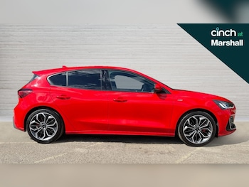 Used Ford Focus 2022 for sale - 75660364: Photo 2