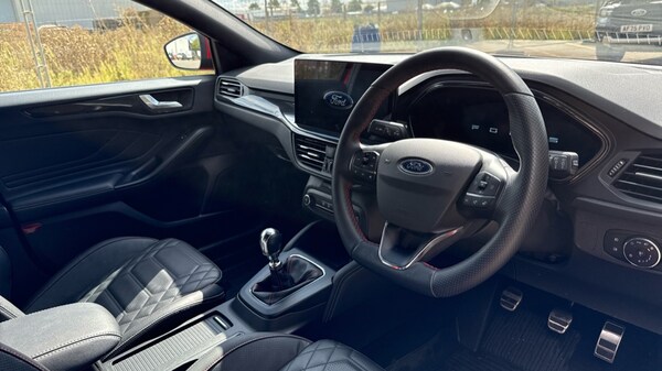 Used Ford Focus 2022 for sale - 75660364: Photo 9
