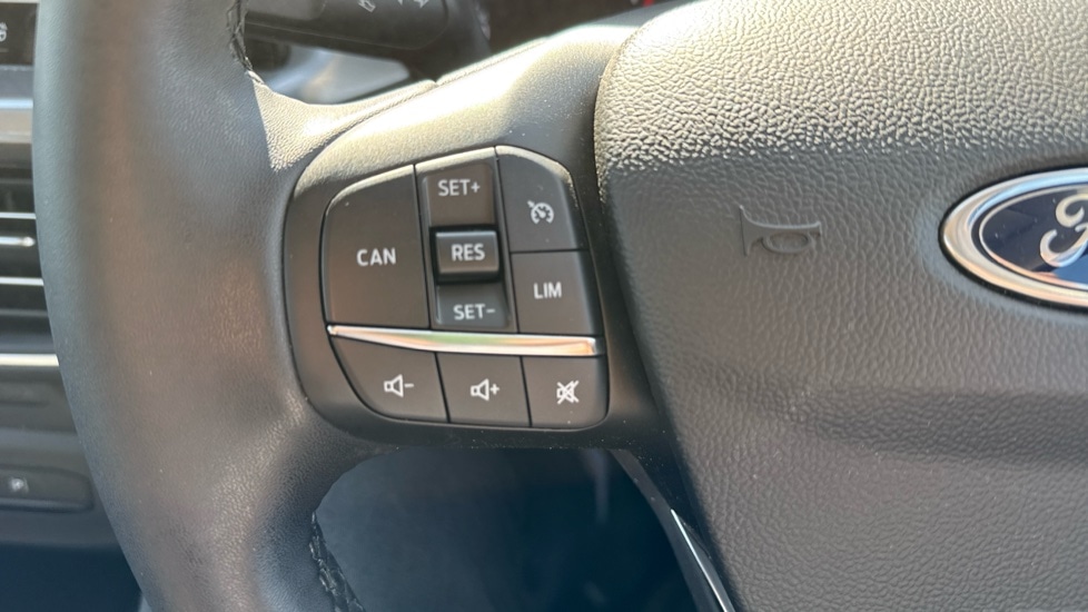 Used Ford Focus 2023 for sale - 76007948: Photo 23