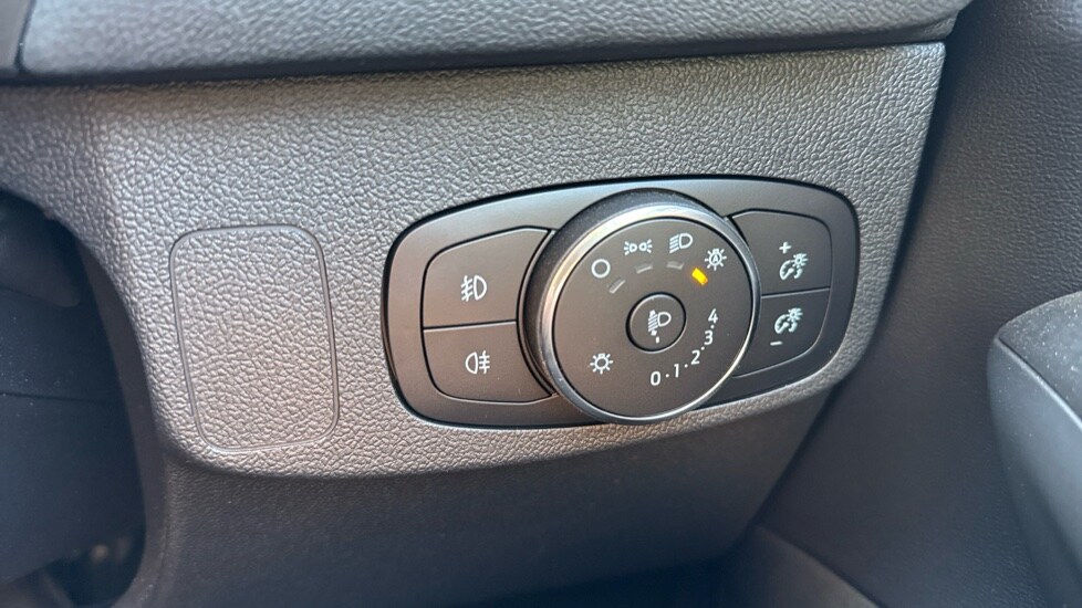 Used Ford Focus 2023 for sale - 76007948: Photo 39