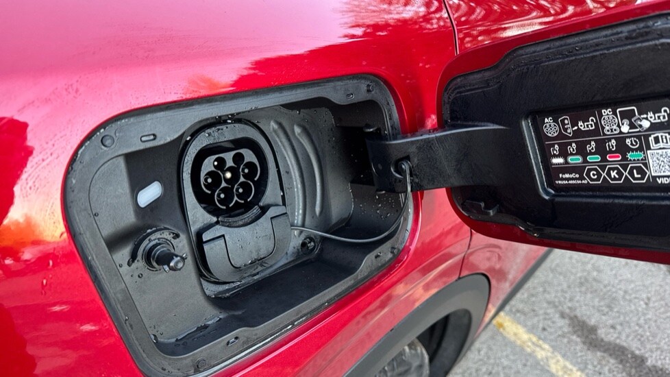 Used Ford Explorer 2024 for sale - 76888867: Photo 21