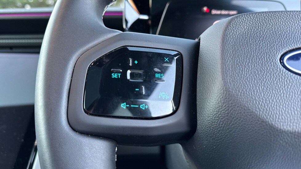 Used Ford Explorer 2024 for sale - 76888867: Photo 22