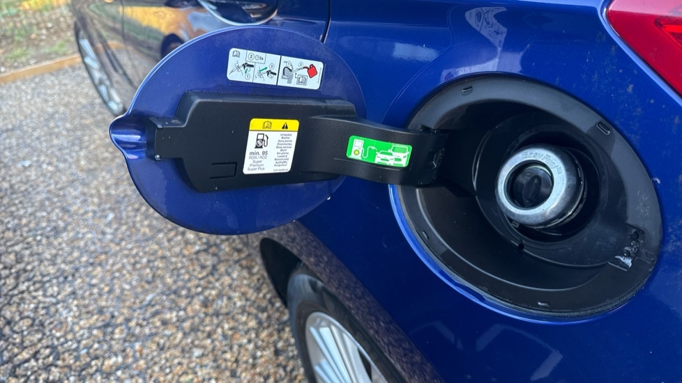 Used Ford Fiesta 2017 for sale - 76874232: Photo 21