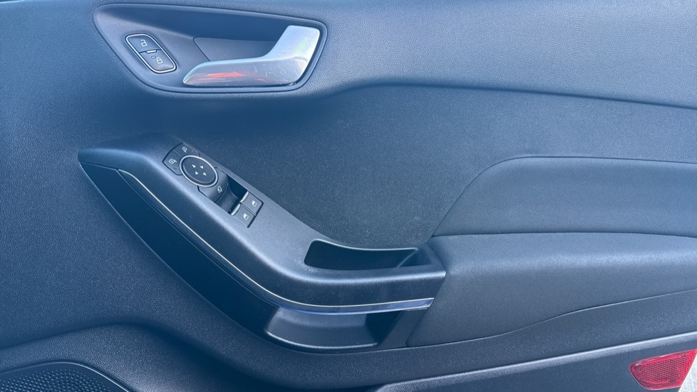 Used Ford Fiesta 2017 for sale - 76874232: Photo 29