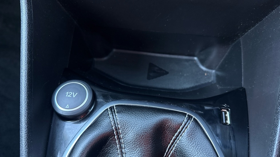 Used Ford Fiesta 2017 for sale - 76874232: Photo 32