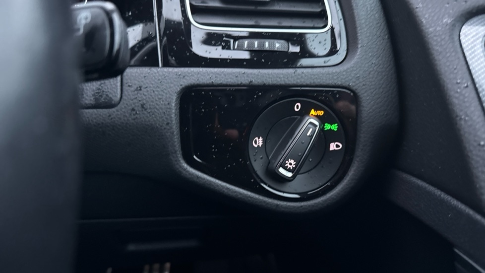 Used Volkswagen Golf 2020 for sale - 77055650: Photo 21