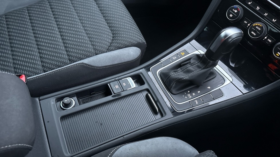 Used Volkswagen Golf 2020 for sale - 77055650: Photo 30