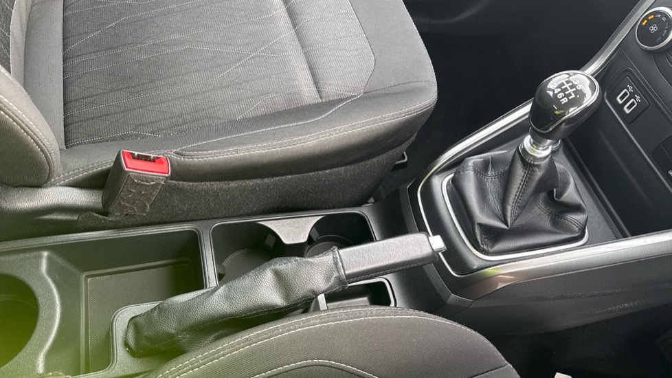 Used Ford Ecosport 2018 for sale - 76044184: Photo 26
