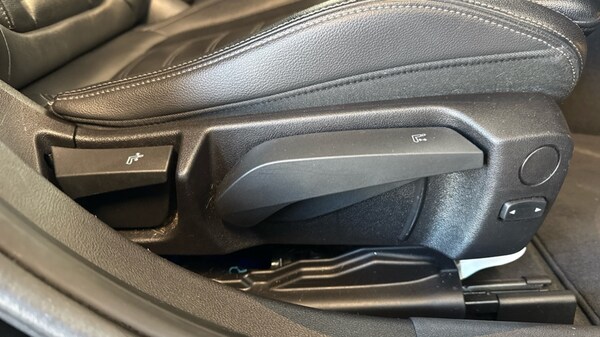 Used BMW 3 Series 2021 for sale - 76104354: Photo 32