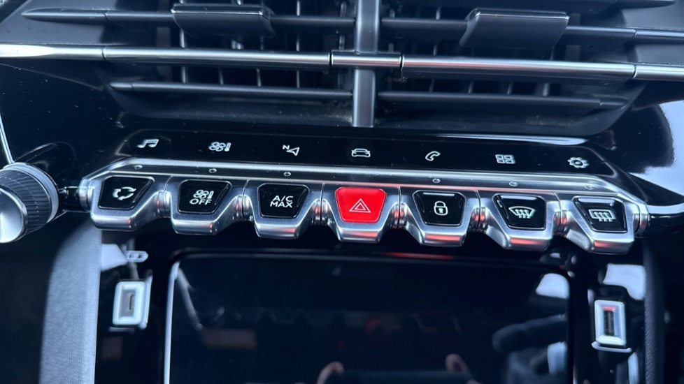 Used Peugeot 2008 2022 for sale - 76804190: Photo 40