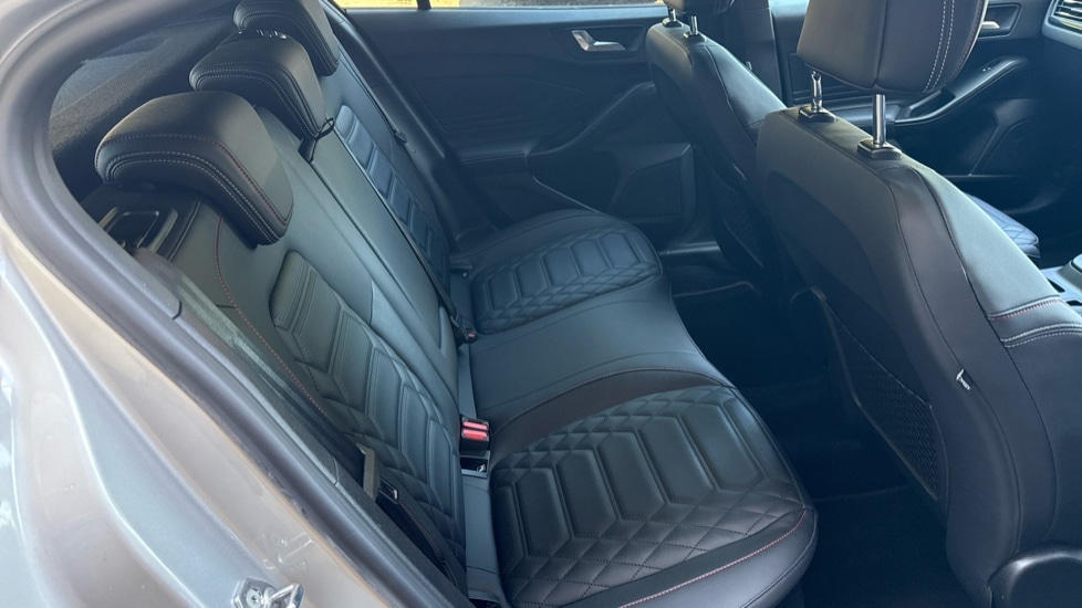 Used Ford Focus 2022 for sale - 76652438: Photo 14