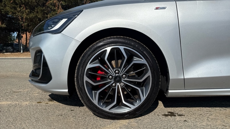 Used Ford Focus 2022 for sale - 76652438: Photo 17