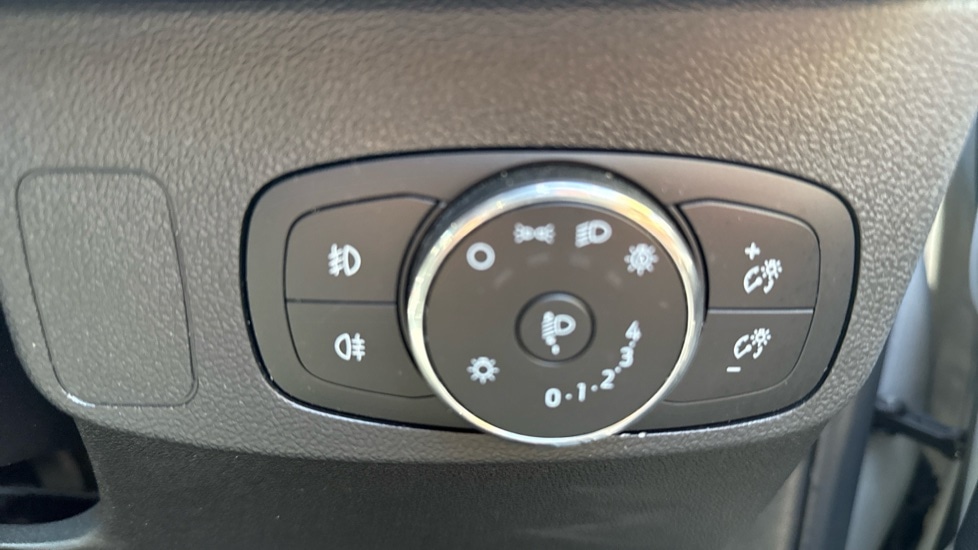 Used Ford Focus 2022 for sale - 76652438: Photo 21