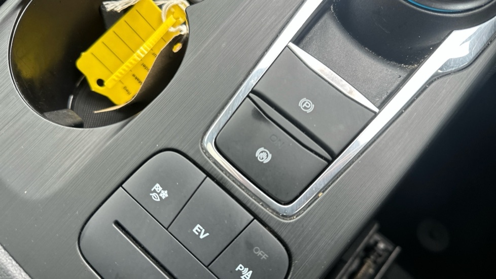 Used Ford Kuga 2022 for sale - 76575074: Photo 38