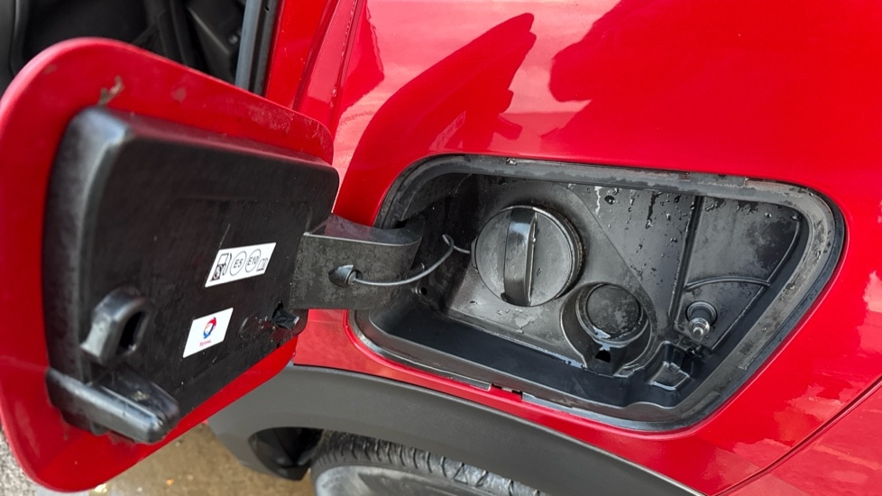 Used Peugeot 2008 2021 for sale - 76871164: Photo 23