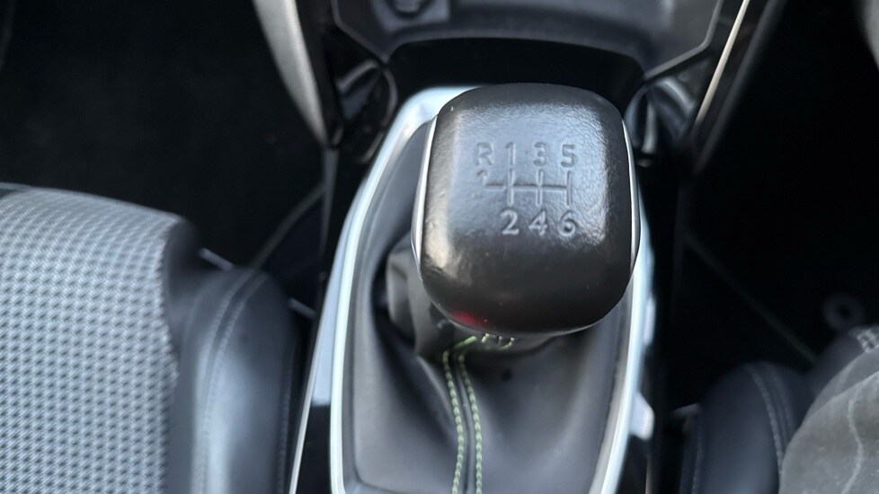 Used Peugeot 2008 2021 for sale - 76871164: Photo 31