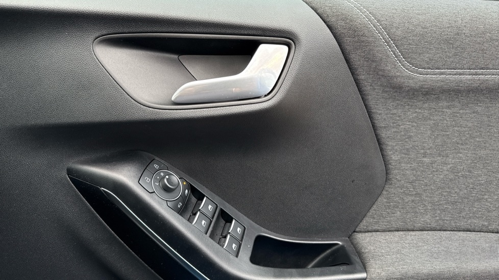 Used Ford Puma 2023 for sale - 76438049: Photo 31