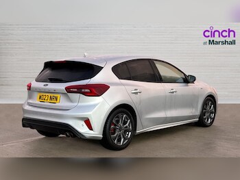 Used Ford Focus 2023 for sale - 76873027: Photo