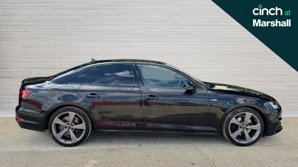 Used Audi A4 2018 for sale - 76124295: Photo 2