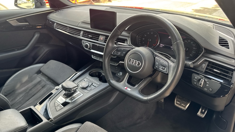 Used Audi A4 2018 for sale - 76124295: Photo 9