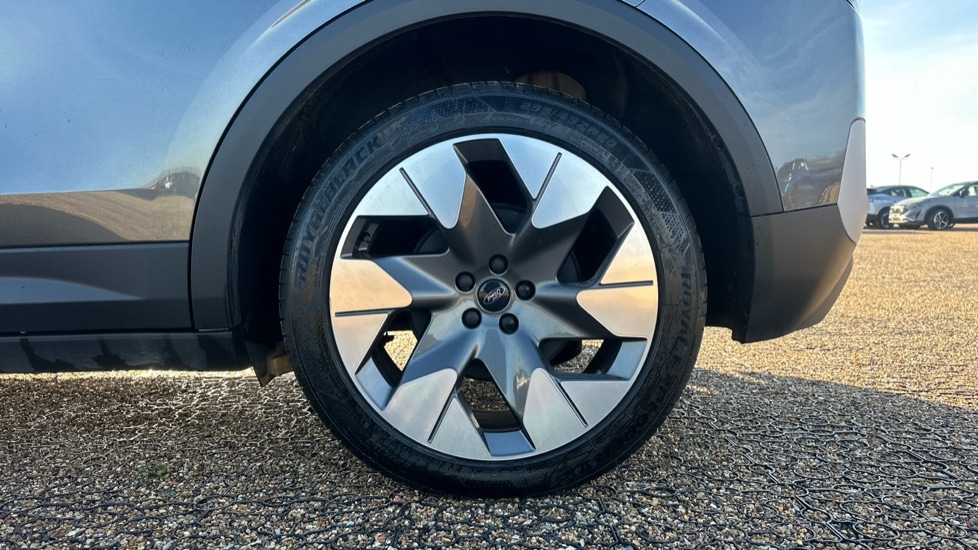 Used Ford Explorer 2024 for sale - 76873396: Photo 18