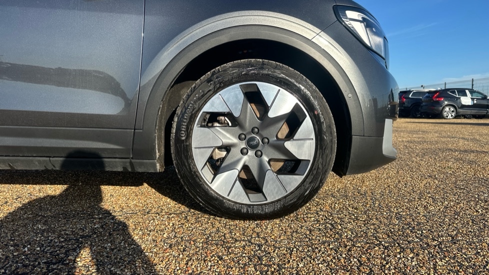 Used Ford Explorer 2024 for sale - 76873396: Photo 20