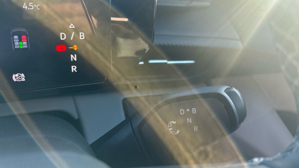 Used Ford Explorer 2024 for sale - 76873396: Photo 23