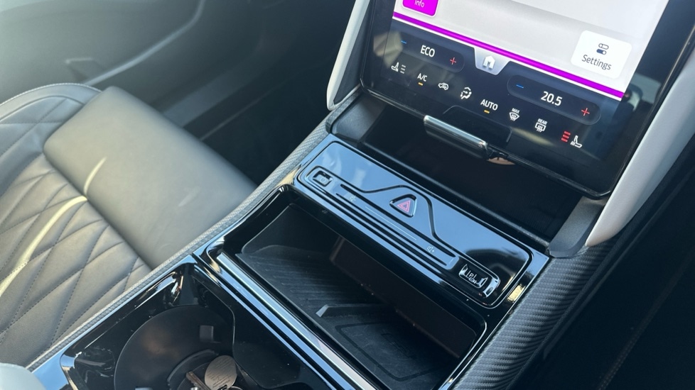 Used Ford Explorer 2024 for sale - 76873396: Photo 26