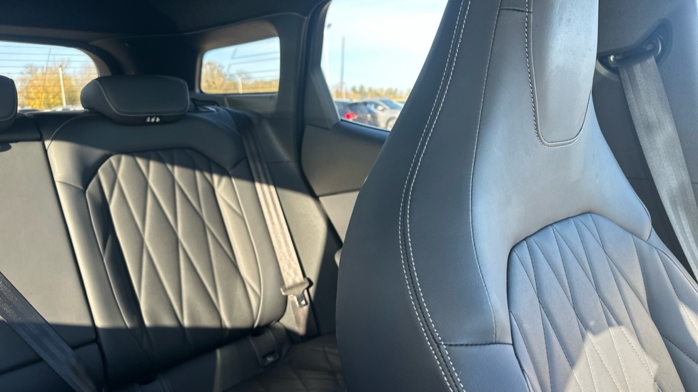 Used Ford Explorer 2024 for sale - 76873396: Photo 41