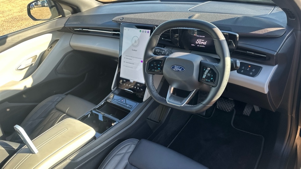 Used Ford Explorer 2024 for sale - 76873396: Photo 9