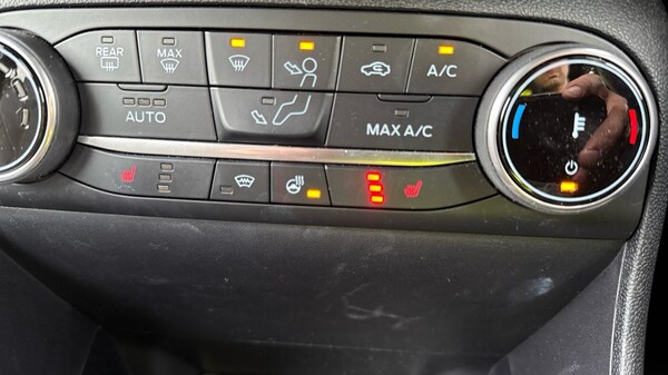 Used Ford Fiesta 2023 for sale - 76124389: Photo 32