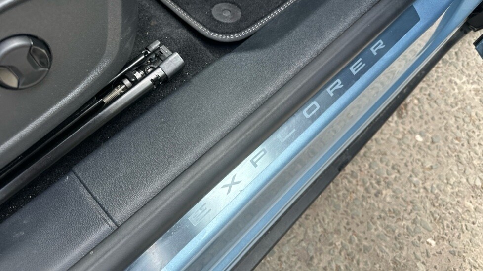 Used Ford Explorer 2024 for sale - 75465887: Photo 35