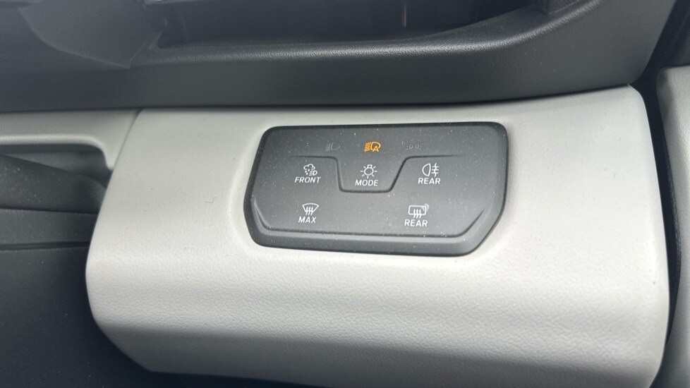 Used Ford Explorer 2024 for sale - 75465887: Photo 41