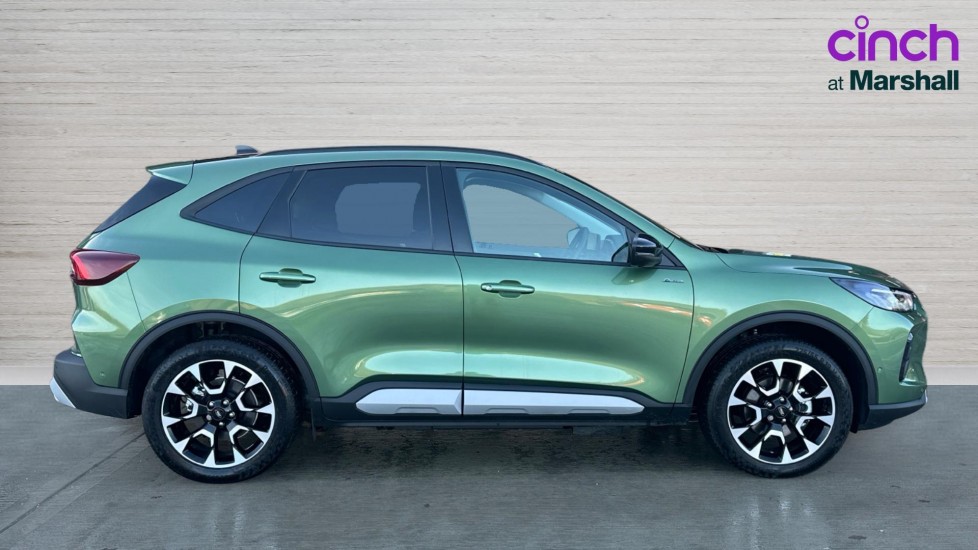 Used Ford Kuga 2025 for sale - 76921878: Photo 2