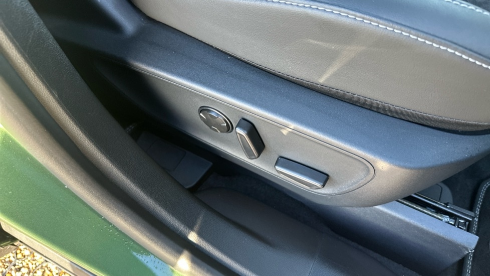 Used Ford Kuga 2025 for sale - 76921878: Photo 33