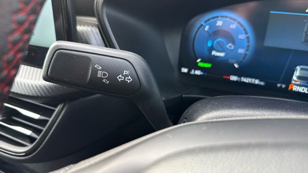 Used Ford Kuga 2024 for sale - 75828974: Photo 27