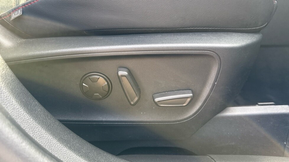 Used Ford Kuga 2024 for sale - 75828974: Photo 37