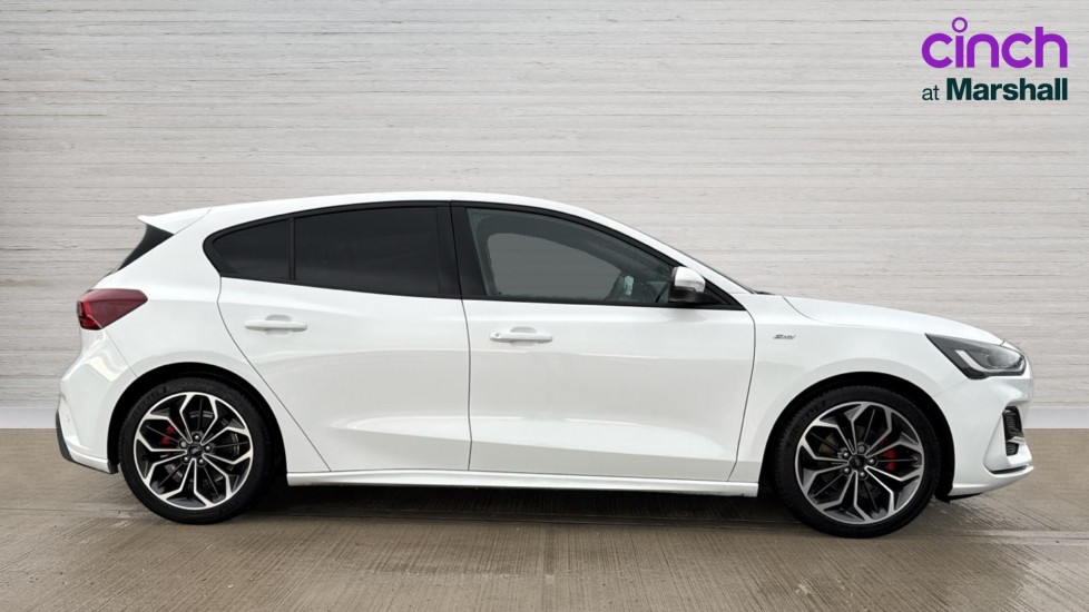 Used Ford Focus 2025 for sale - 76901521: Photo 2