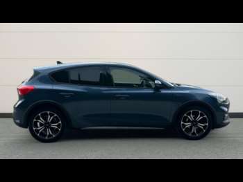 Used Ford Focus 2022 for sale - 74856729: Photo