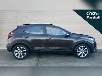Used Kia Stonic 2018 for sale - 76575282: Photo