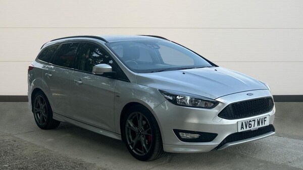 Used Ford Focus 2017 for sale - 76233909: Photo 1