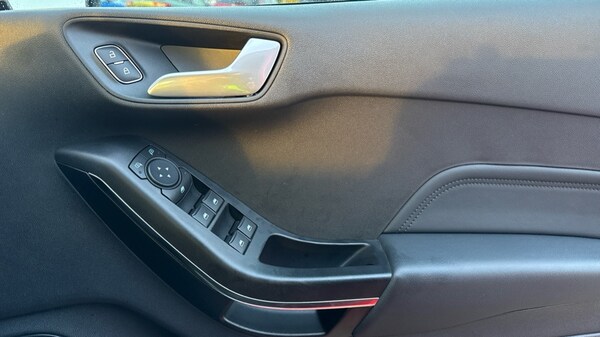 Used Ford Fiesta 2023 for sale - 76112399: Photo 31