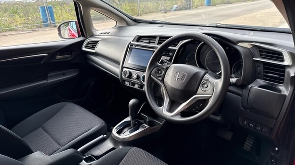 Used Honda Jazz 2020 for sale - 75605738: Photo 9