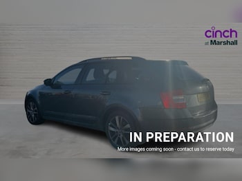 Used Skoda Octavia 2017 for sale - 76999297: Photo