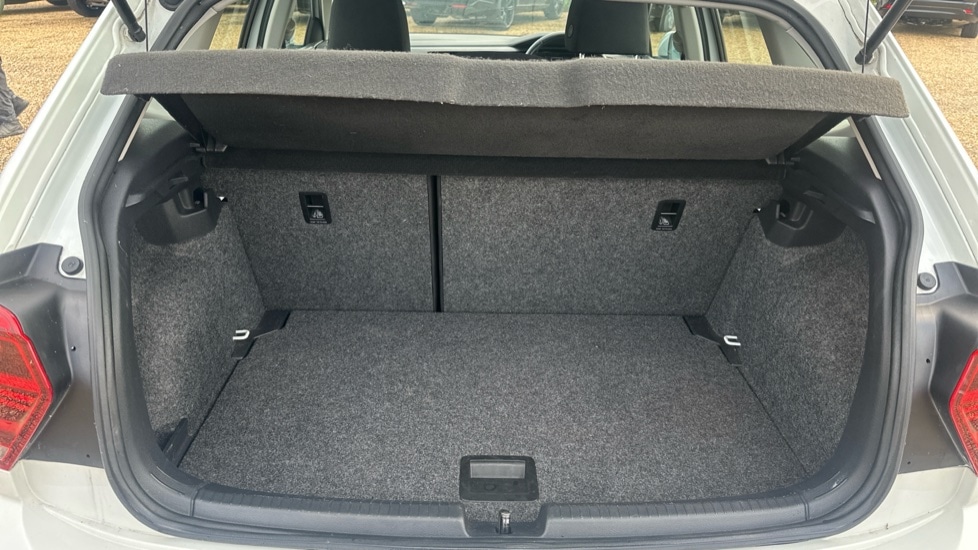 Used Volkswagen Polo 2019 for sale - 76872504: Photo 15