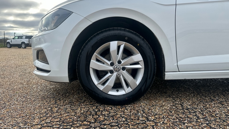 Used Volkswagen Polo 2019 for sale - 76872504: Photo 17