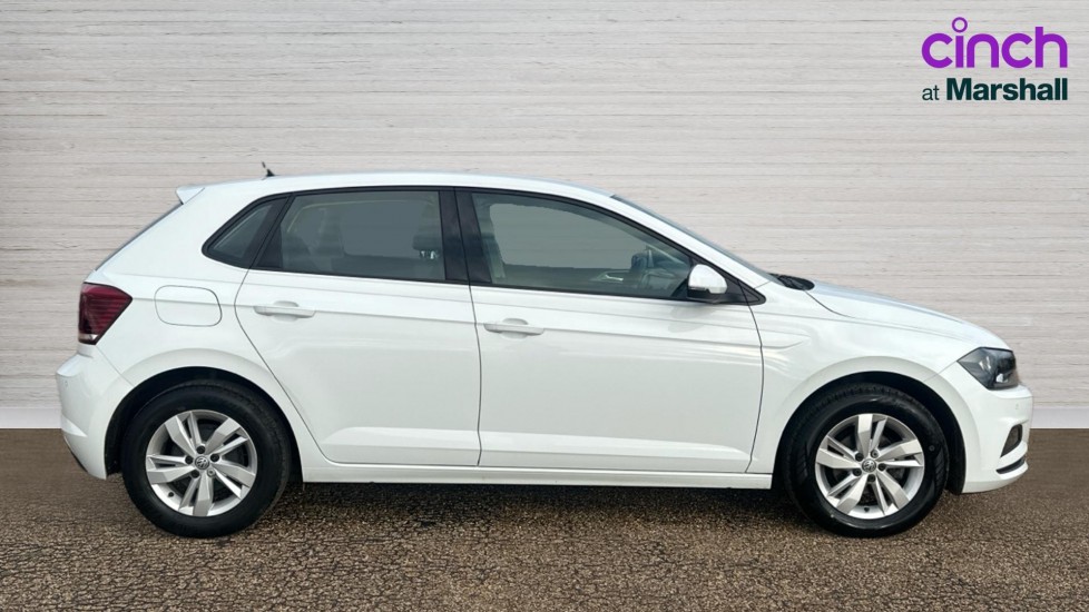 Used Volkswagen Polo 2019 for sale - 76872504: Photo 2